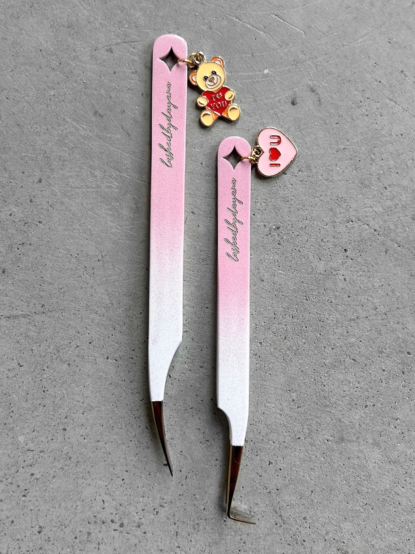 Tweezers- Valentine Charm FIBER